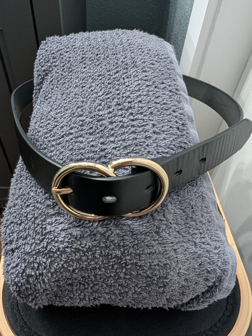 Women's 1" Belt with Gold Double Circle Buckle